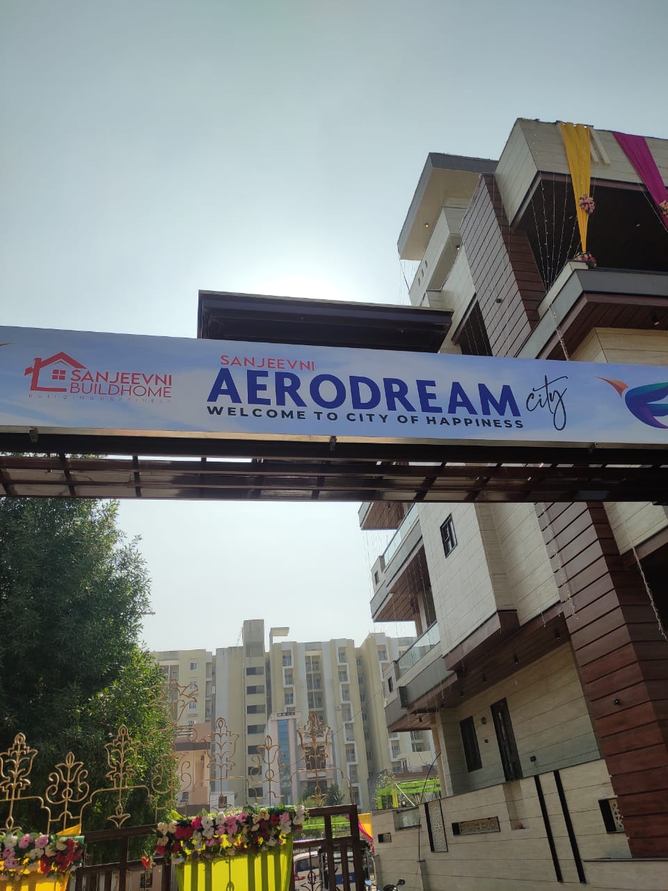 SPACE FOR OFFICE/BANK/WAREHOUSE ON 100 ft ROAD-Pratap Nagar-Jaipur